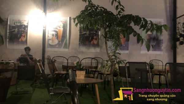 Sang quán cafe