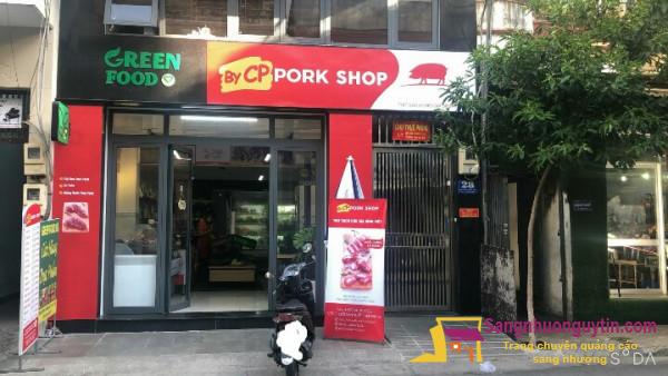 Sang nhượng cửa hàng thực phẩm nằm mặt tiền đường Nguyễn Chánh Sắt, phường 13, quận Tân Bình, Thành phố Hồ Chí Minh.