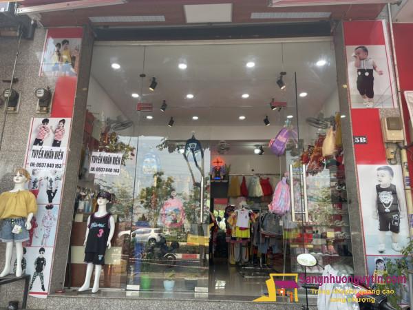 Sang nhượng shop quần áo trẻ em nằm mặt tiền đường Phạm Văn Đồng, Thành phố Thủ Đức.