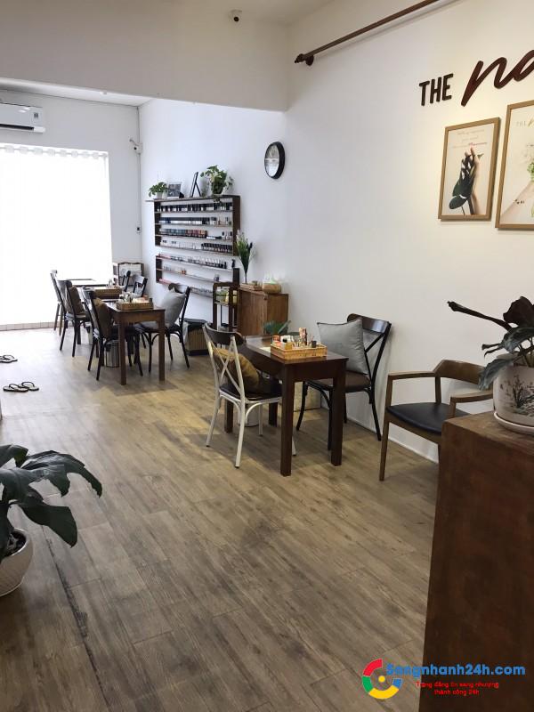 Sang tiệm tóc - nail